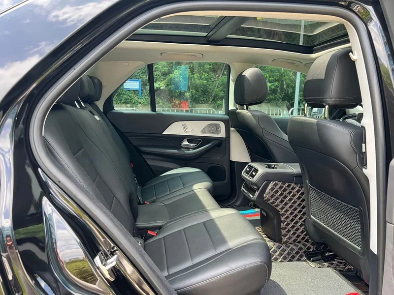 Mercedes-Benz GLE — фото 13
