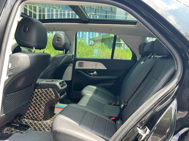 Mercedes-Benz GLE — фото 10
