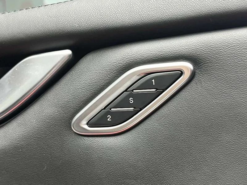 Maserati Ghibli — фото 14