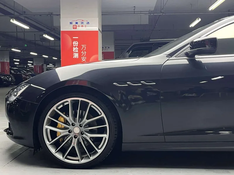 Maserati Ghibli — фото 31