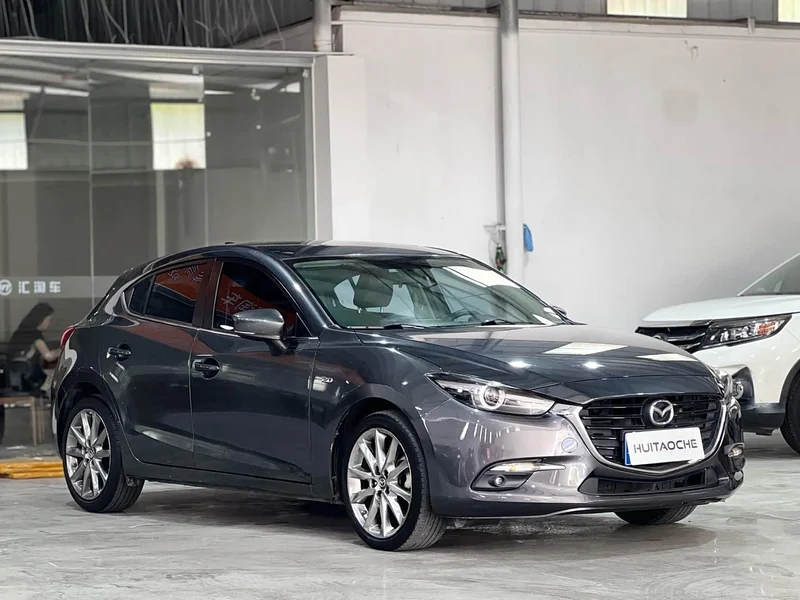 Mazda 3 Axela — фото 3