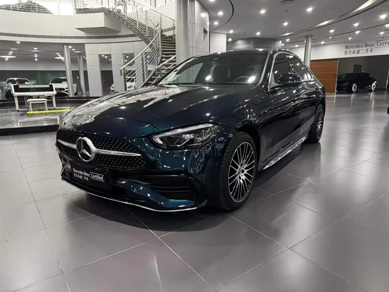 Mercedes-Benz C-Class — фото 1