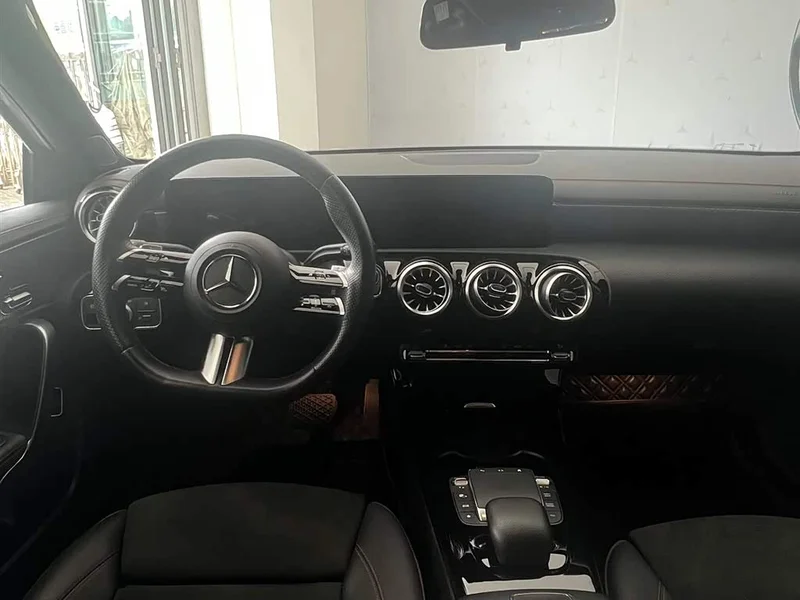 Mercedes-Benz A-Class — фото 11