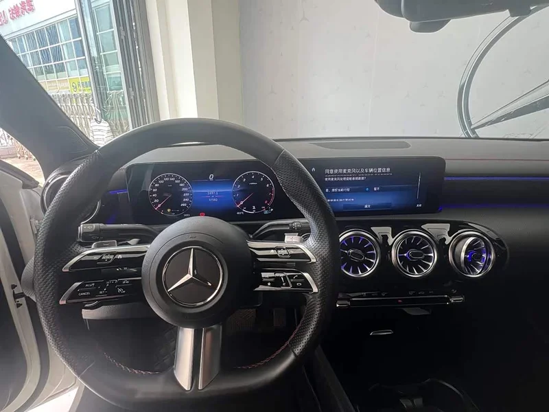 Mercedes-Benz A-Class — фото 10