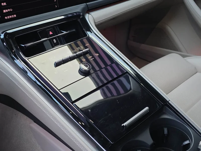 Porsche Panamera — фото 11