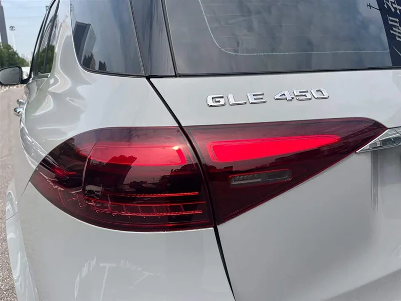 Mercedes-Benz GLE — фото 14