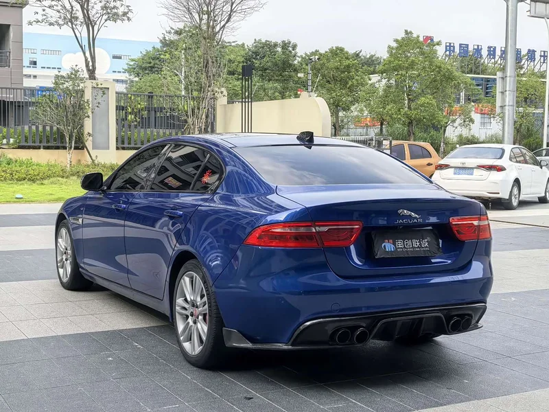 Jaguar XEL — фото 12