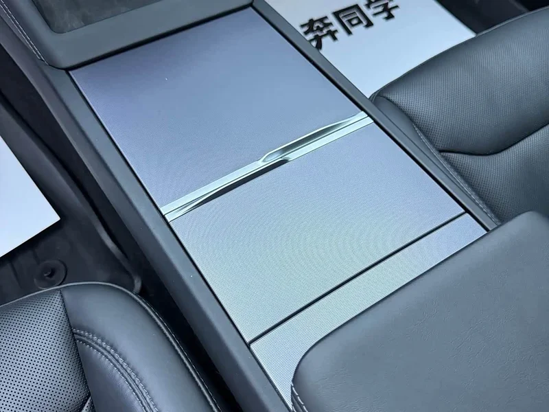 Tesla Model 3 — фото 15