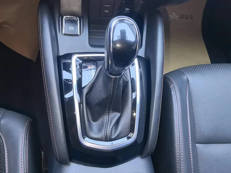 Nissan Qashqai — фото 16