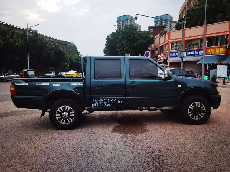 Isuzu Isuzu Pickup — фото 4