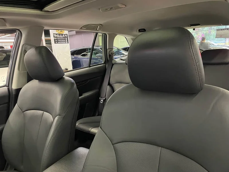 Subaru Outback — фото 18