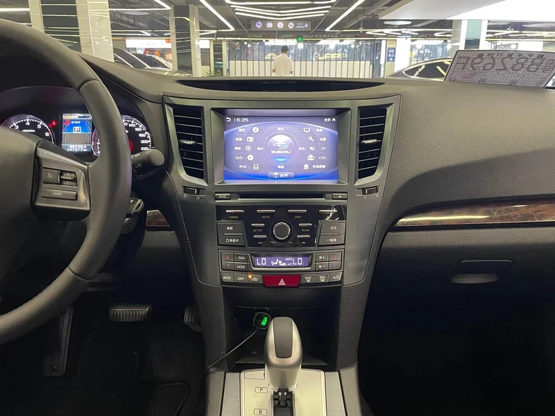 Subaru Outback — фото 30