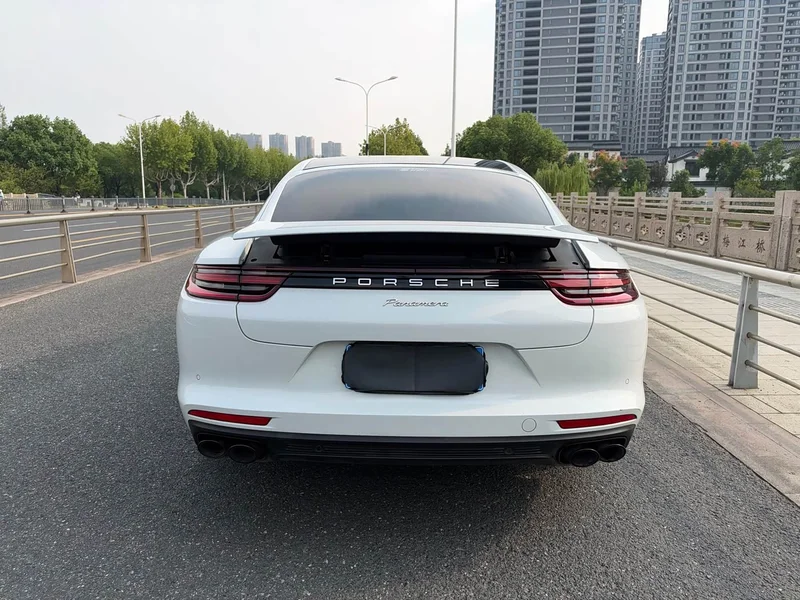 Porsche Panamera — фото 15