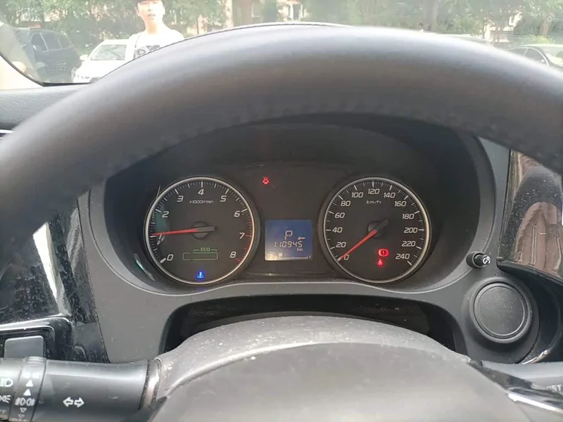 Mitsubishi Outlander — фото 14