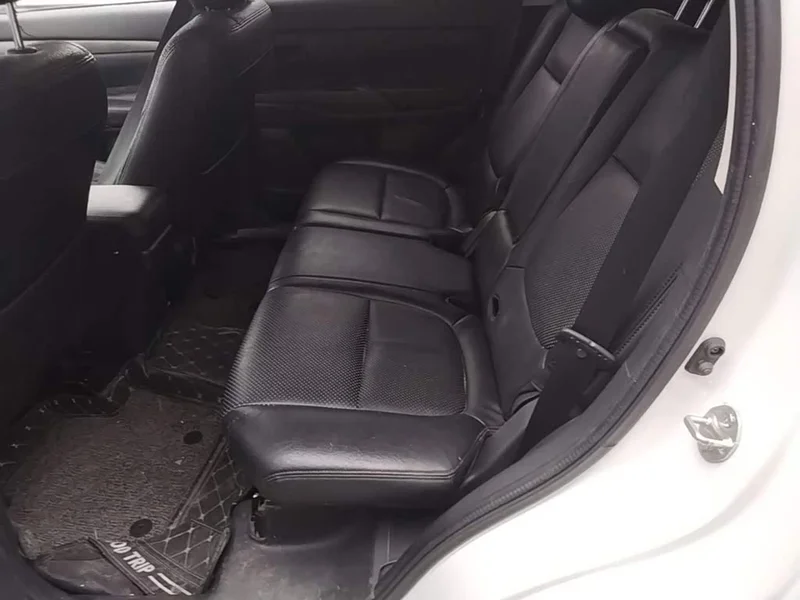 Mitsubishi Outlander — фото 20