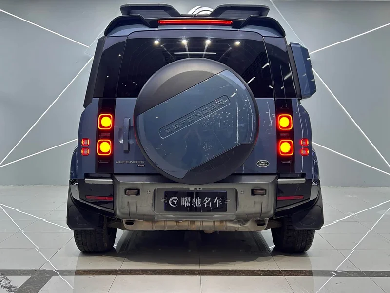 Land Rover Defender — фото 5