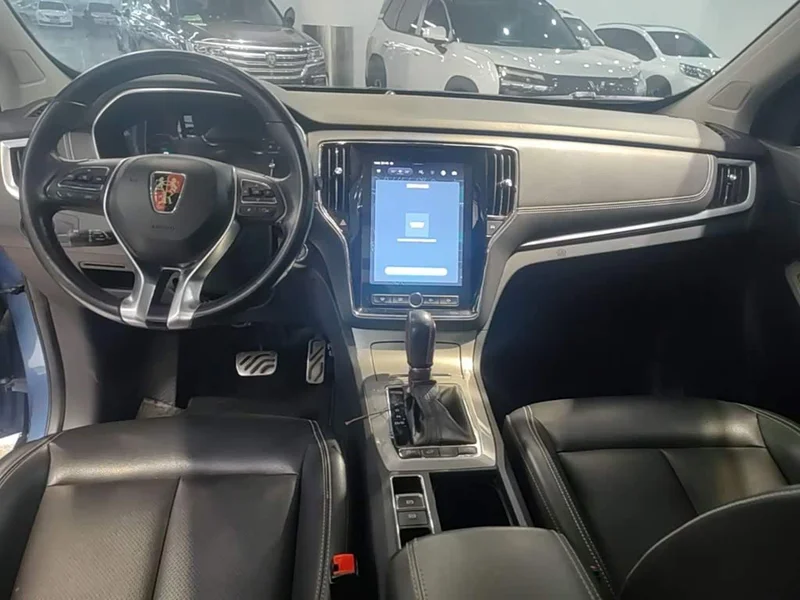 Roewe RX5 — фото 12