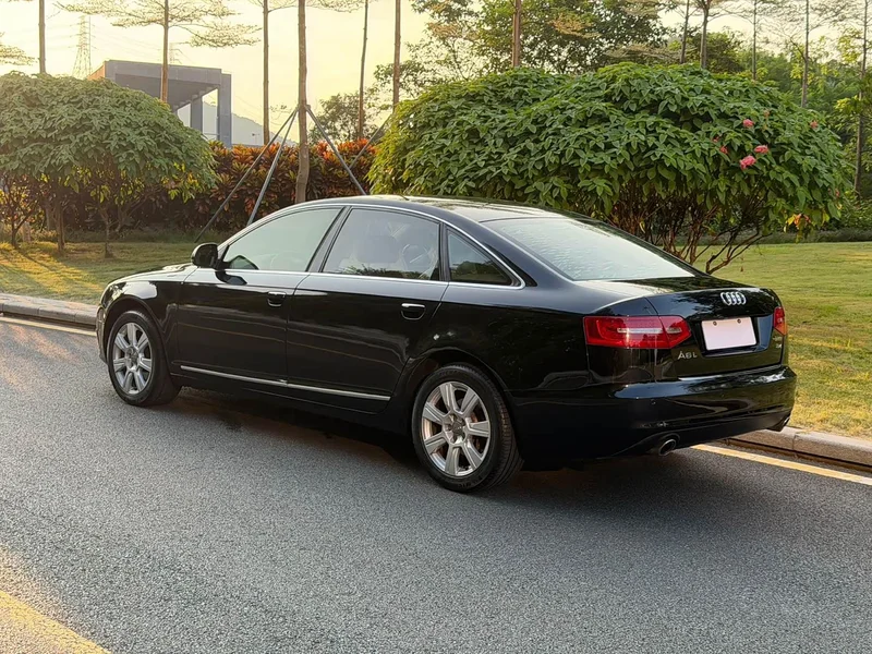 Audi A6L — фото 5