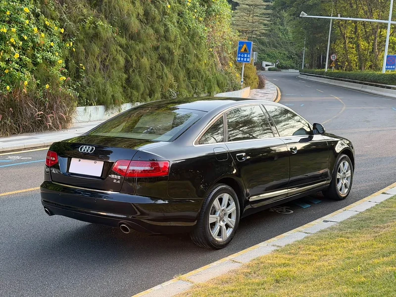 Audi A6L — фото 7