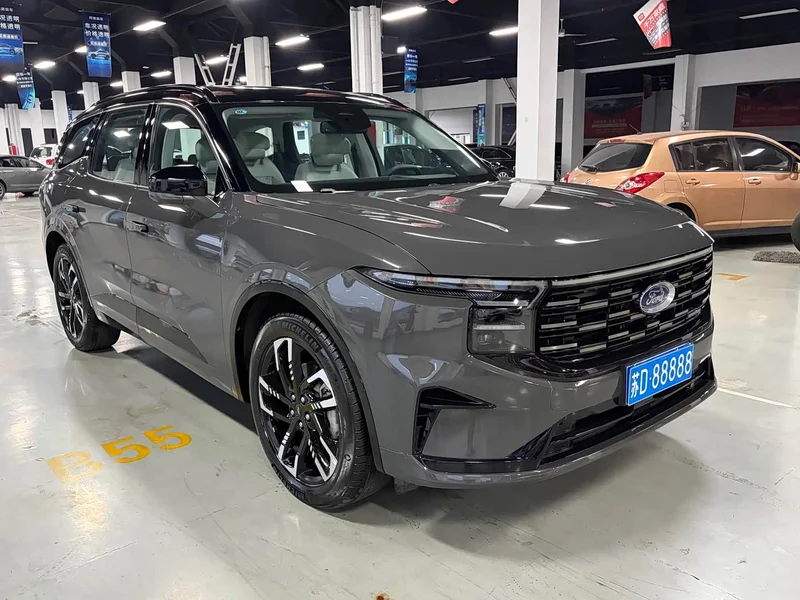Ford Edge — фото 16