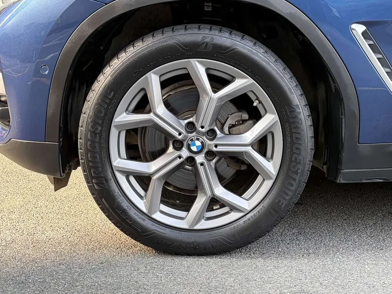 BMW X3 — фото 9