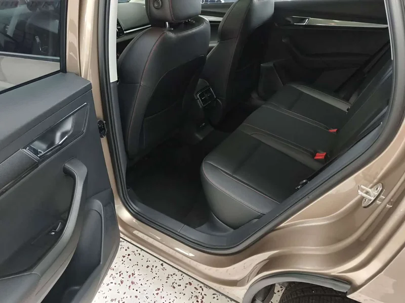 Skoda Karoq — фото 12