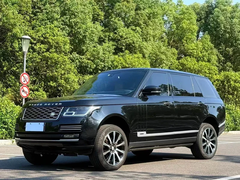 Land Rover Range Rover — фото 1