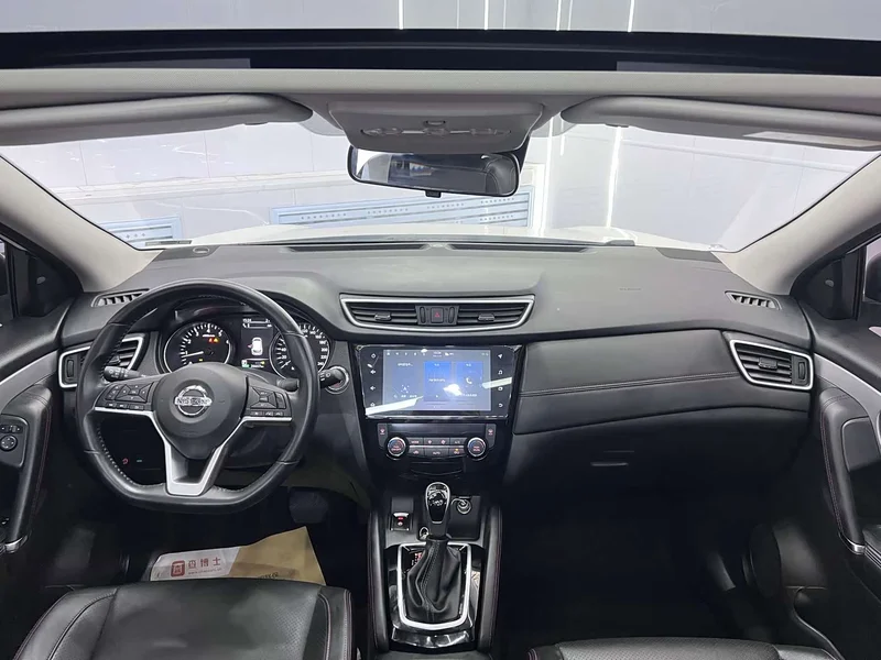 Nissan Qashqai — фото 14