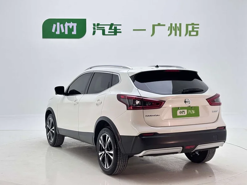 Nissan Qashqai — фото 7