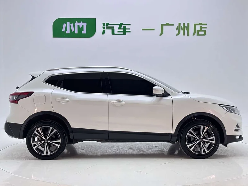 Nissan Qashqai — фото 8