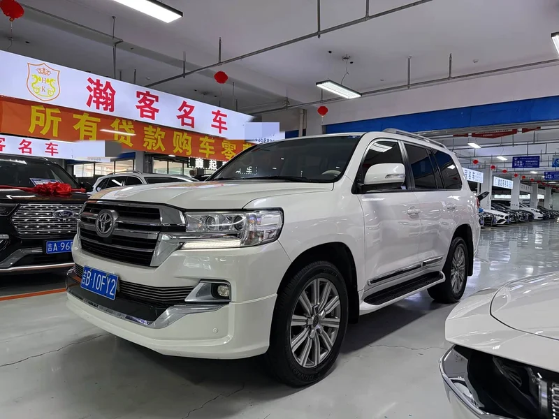 Toyota Land Cruiser (Imported) — фото 3