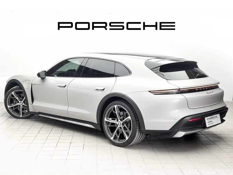 Porsche Taycan — фото 6