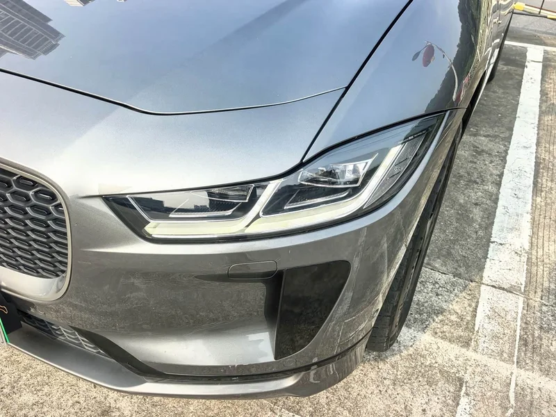 Jaguar I-PACE — фото 15