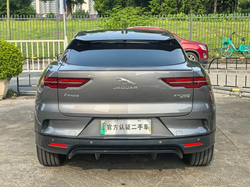 Jaguar I-PACE — фото 18