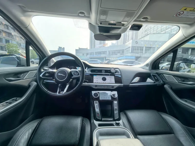 Jaguar I-PACE — фото 8