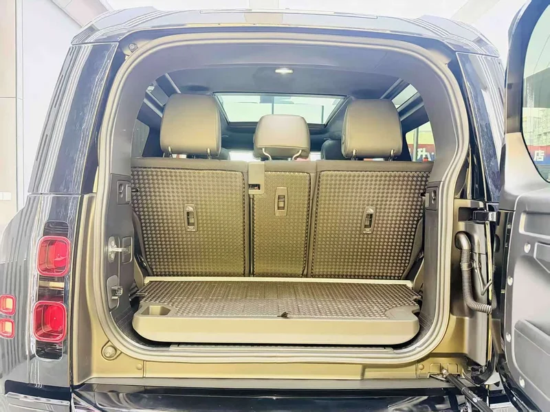 Land Rover Defender — фото 17
