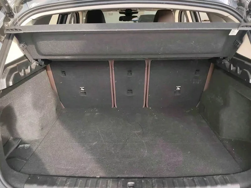 BMW X1 — фото 8