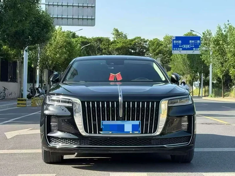 Hongqi H9 — фото 2