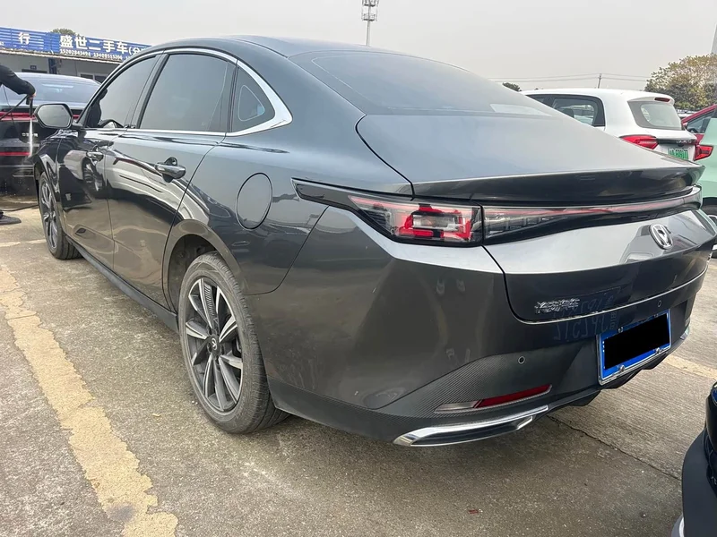 Changan Eado — фото 13