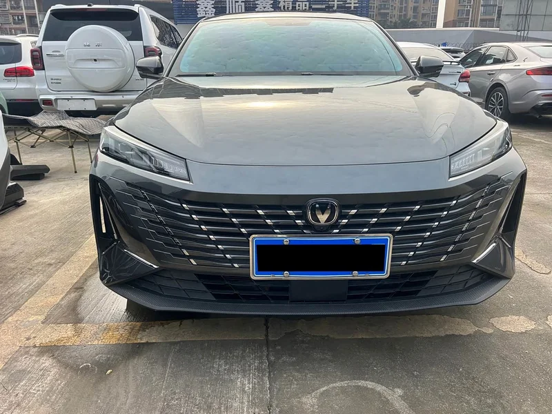 Changan Eado — фото 2