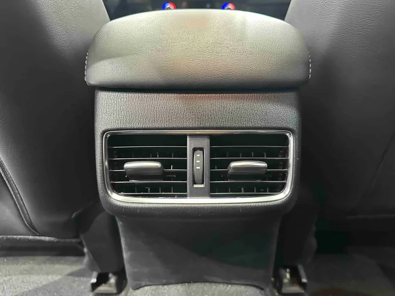 Mazda Atenza — фото 18