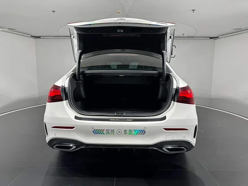 Mercedes-Benz A-Class — фото 10