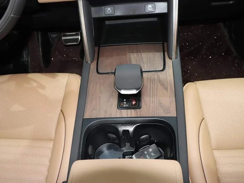 Land Rover Discovery — фото 14
