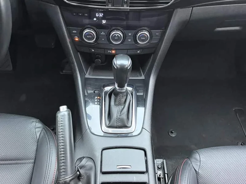 Mazda Atenza — фото 16