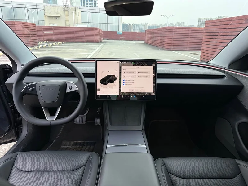 Tesla Model 3 — фото 6