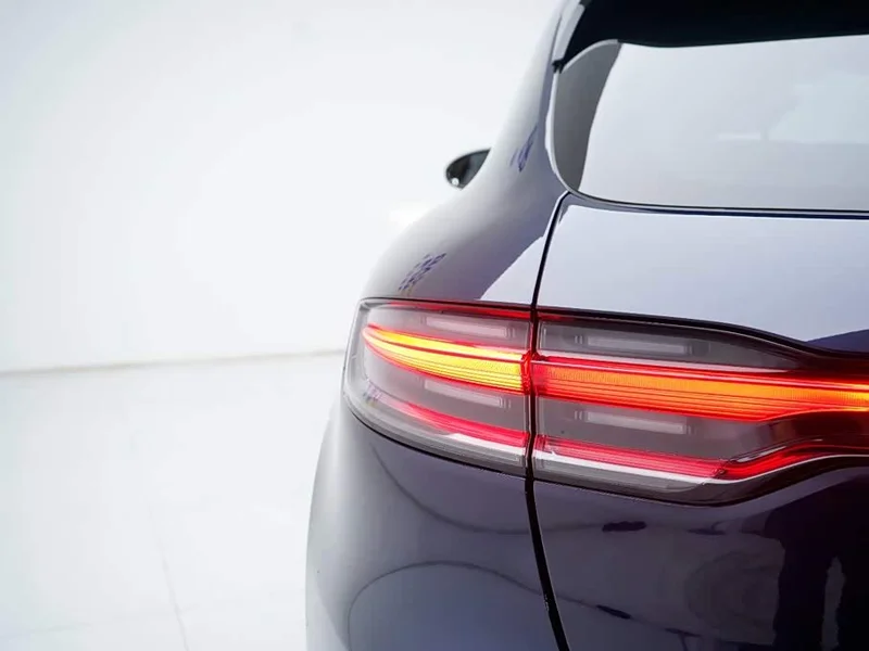 Porsche Macan — фото 14