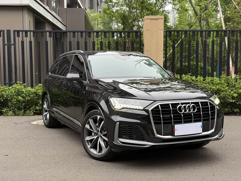 Audi Q7 — фото 3