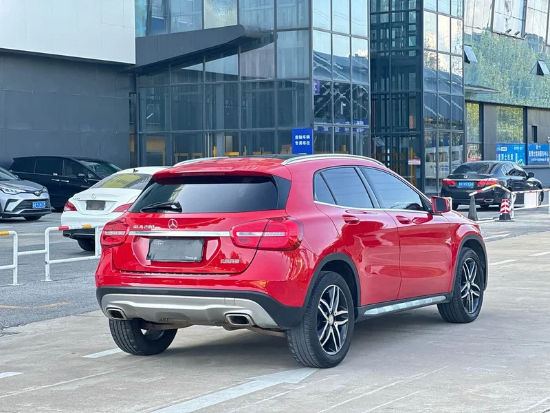 Mercedes-Benz GLA — фото 11