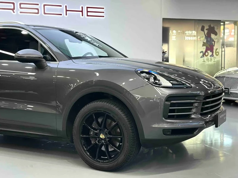 Porsche Cayenne — фото 10