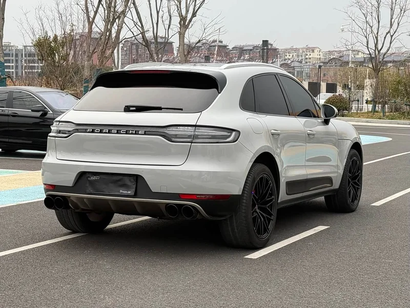 Porsche Macan — фото 4